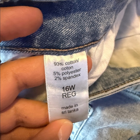 m jeans by maurices Jeans Slim Straight Ankle Mid Rise Distressed Size 16W - Picture 4 of 15